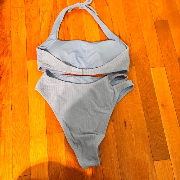 Abercrombie & Fitch Sky Blue Swimwear - Picture 4 of 5